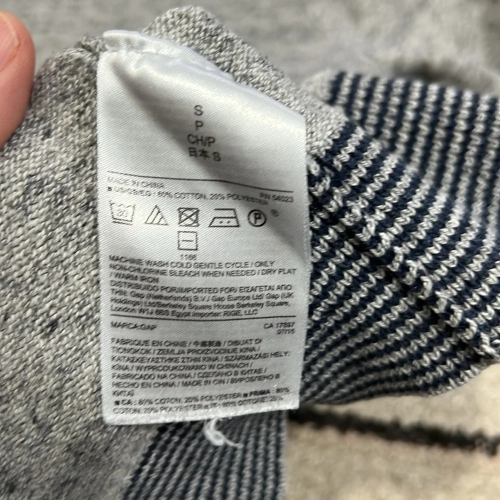 Gap hoodie